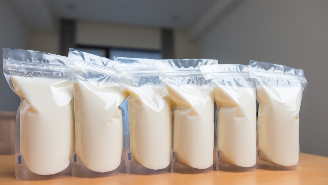 Freeze-Drying vs Freezing Breast Milk: Which Is Better for Your Stash?
